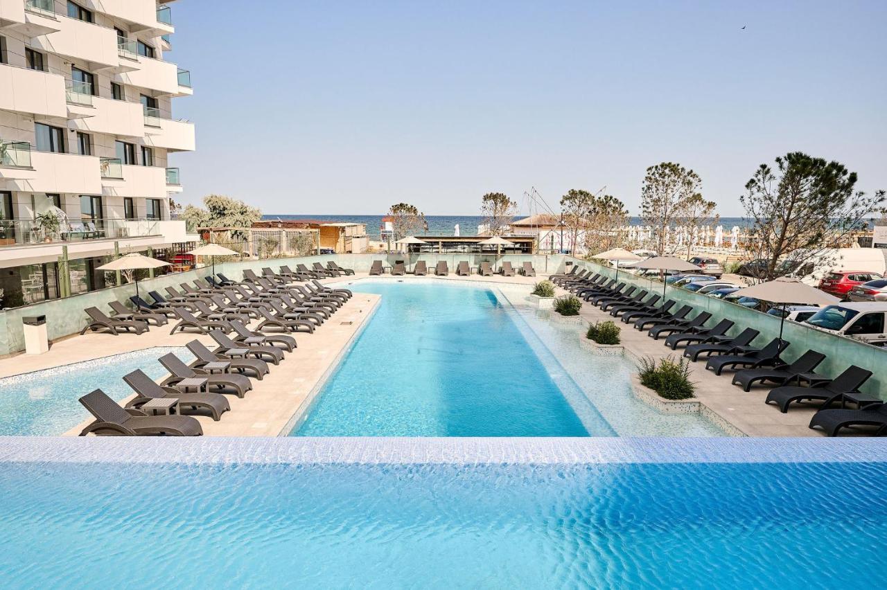 Jad Apartment In Infinity Beach Resort - Parking Mamaia Exterior foto